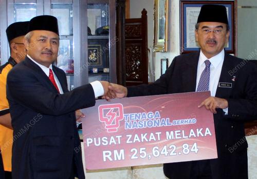 MK01_06062012_ALI_ZAKAT