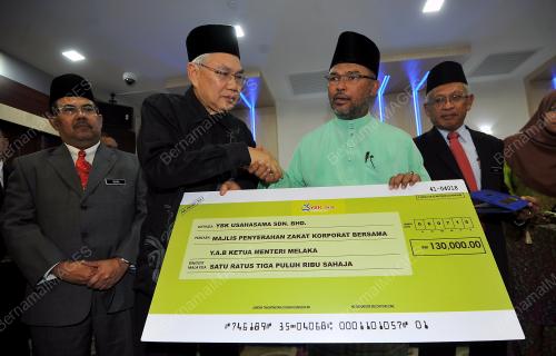 MK01_06072015_ZAKAT