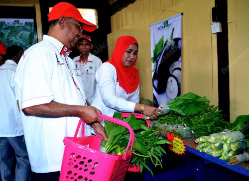 MK01_06092016_UCAMART_PUSAT