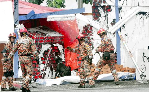 MK01_06112014_BALAI_BOMBA