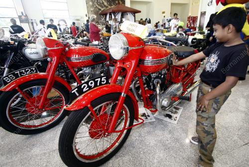 FESTIVAL MOTOSIKAL