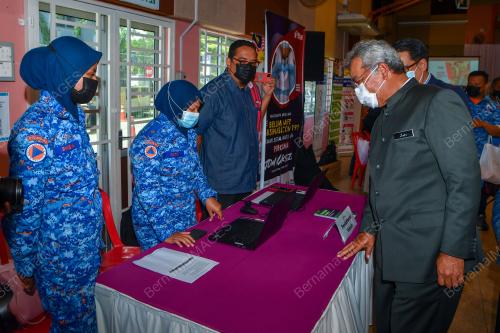 DATUK SERI MOHD REDZUAN MD YUSOF
