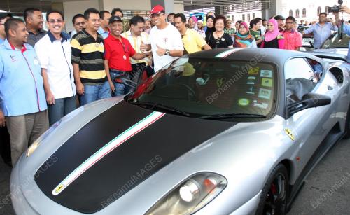 DATUK SERI AHMAD SHABERY CHEEK