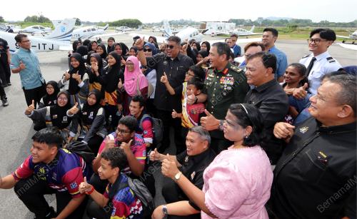 DATUK SERI AB RAUF YUSOF