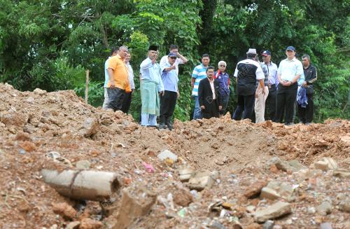 MK01_09012015_BANJIR_KILAT