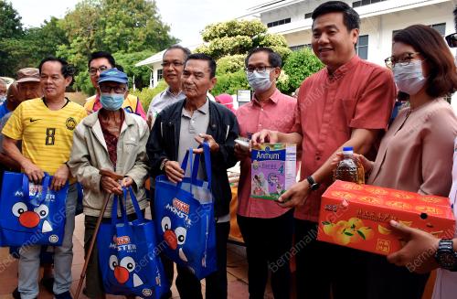 DATUK TEY KOK KIEW