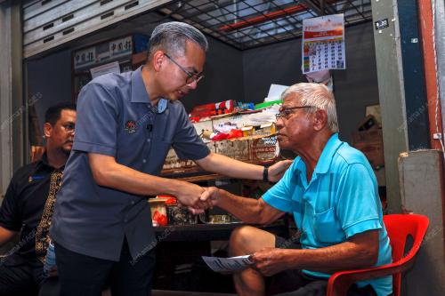 DATUK FAHMI FADZIL
