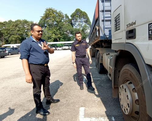 MUHAMMAD FIRDAUS SHARIFF