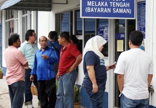 SAMAN TRAFIK