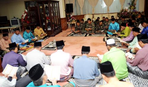 MK01_10052013_BACAAN_YASSIN