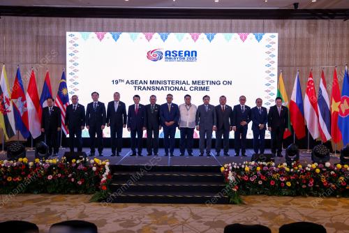 DATUK SERI SAIFUDDIN NASUTION ISMAIL