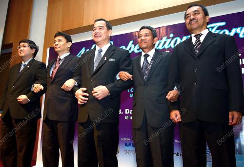 DATUK SERI KONG CHO HA