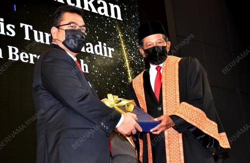 DATUK SERI SULAIMAN MD ALI