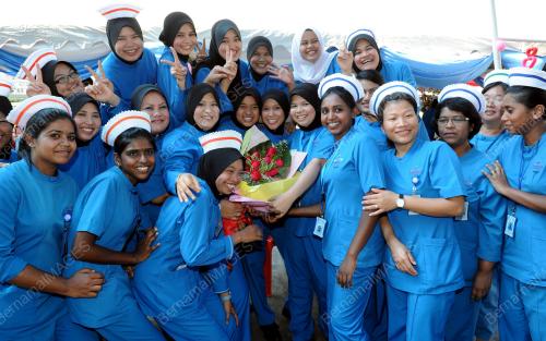 MK01_11052012_HARI_JURURAWAT