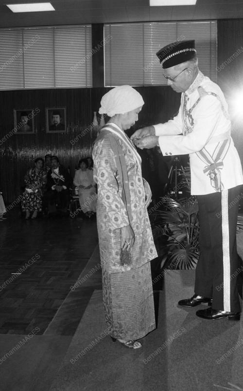 MK01_11092015_PENGANUGRAHAN_PINGAT