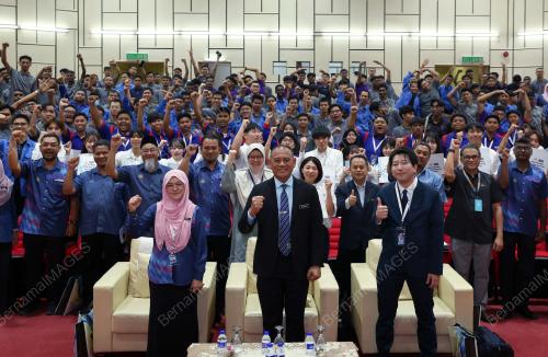 DATUK ROSPIAGOS TAHA
