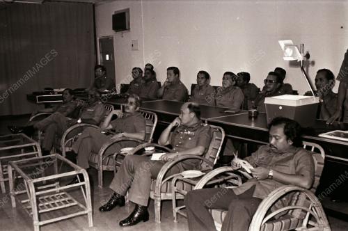 MK01_11121980_ABU_HASSAN