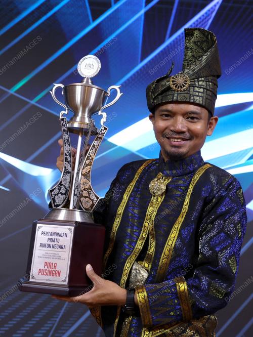 ABDULLAH LONG
