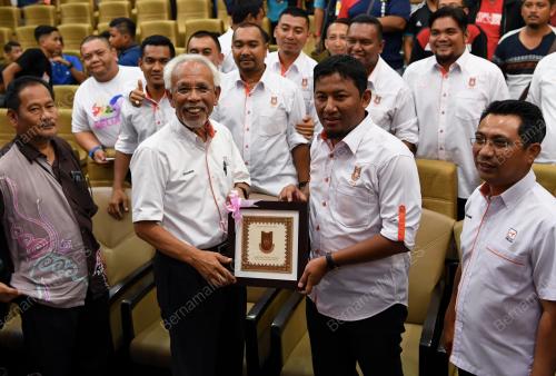 MK01_12102017_FELDA_BN201710118137