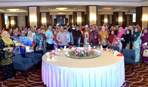 DATUK SERI AB RAUF YUSOH