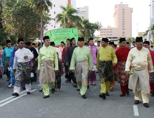 MK01_15022011_MAULIDUR_RASUL