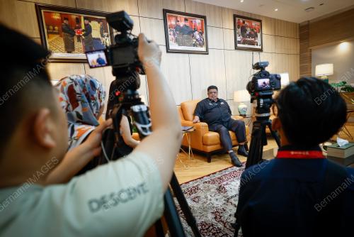 DATUK SERI AB RAUF YUSOH
