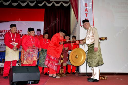 DATUK SERI AB RAUF YUSOH