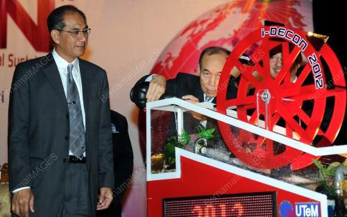MK01_15102012_UTEM_IDECON