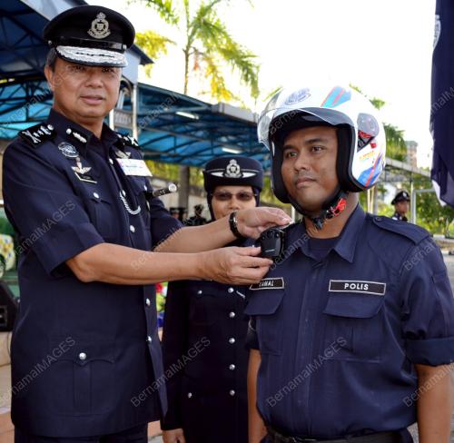 MK01_15122015_POLIS_BODYCAM