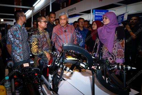 DATUK SERI DR AHMAD ZAHID HAMIDI