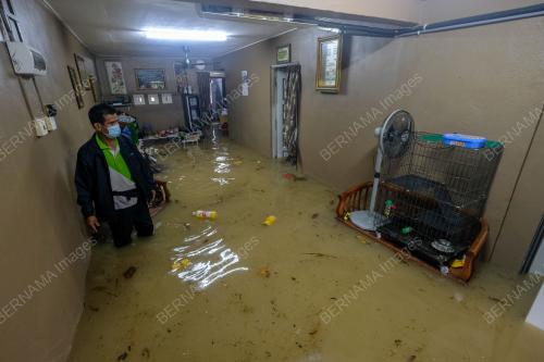MK01_17052021_BANJIR_MELAKA