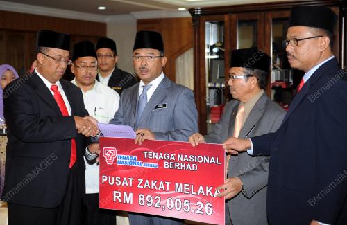 MK01_17072013_KM_ZAKAT