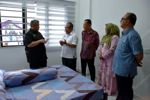 DATUK RAIS YASIN