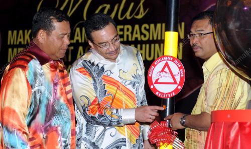 MK01_17112013_HISHAM_LANCAR_2