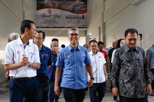 TENGKU DATUK SERI ZAFRUL ABDUL AZIZ