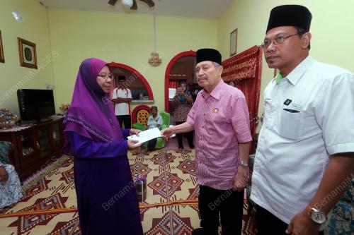 MK01_18092017_WARIS_HAJI