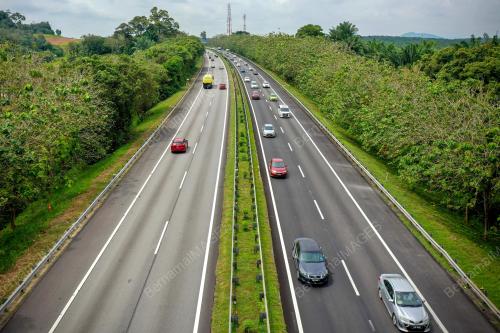 LEBUHRAYA UTARA SELATAN