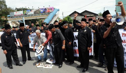 MK01_19042012_SIDANG_DEMO