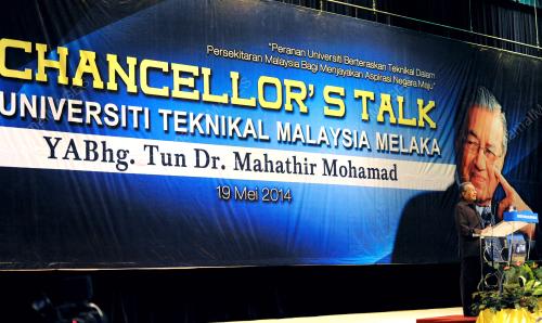 MK01_19052014_TUN_TALKS