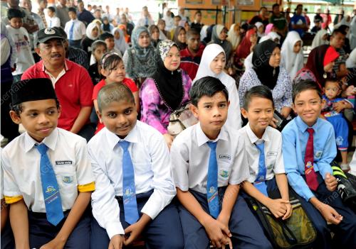 MK01_19112012_IBU_BAPA_MURID