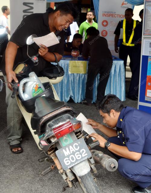MK01_20032012_JPJ_MOTOR