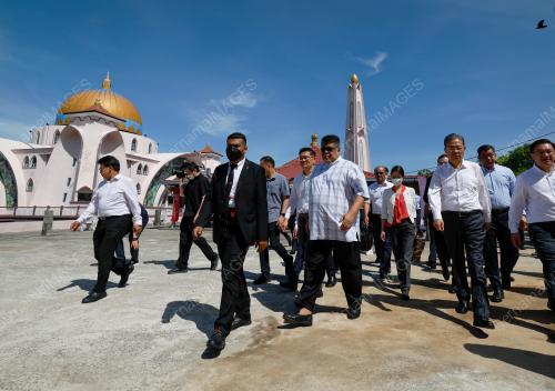 DATUK SERI AB RAUF YUSOH
