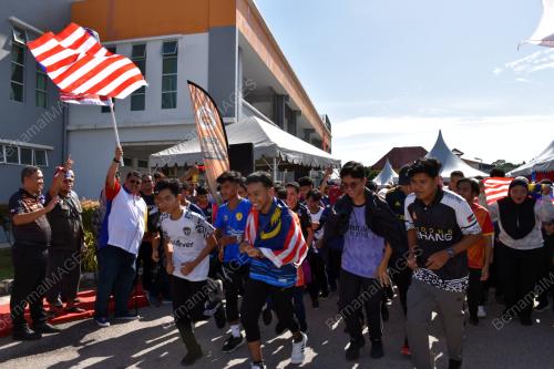 DATUK SERI AB RAUF YUSOH