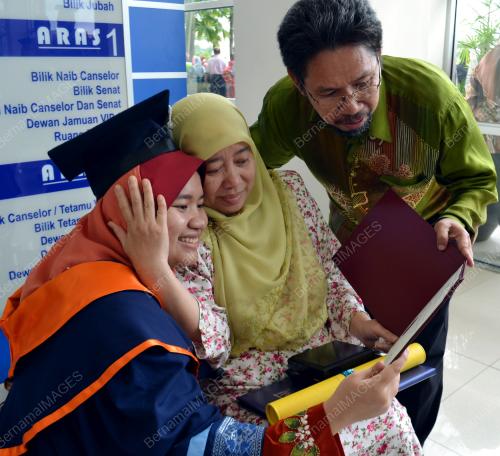 MK01_20102012_ANUGERAH
