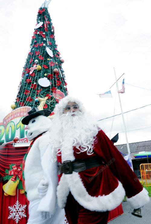 MK01_20122012_SANTA_CLAUS_2