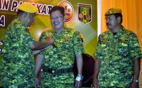 MK01_22112014_RELA_PANGKAT