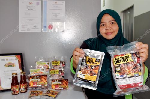 FAZLINA ANUAR