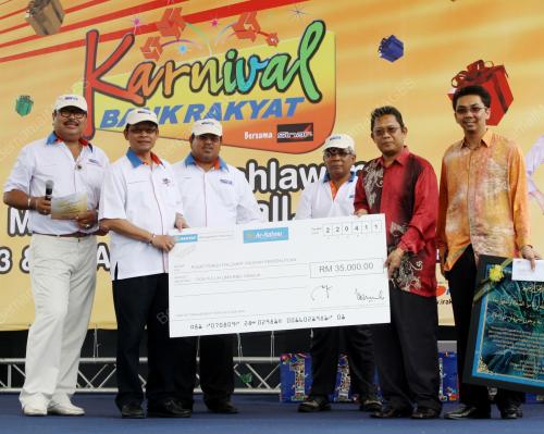 DATUK KAMARUZAMAN CHE MAT