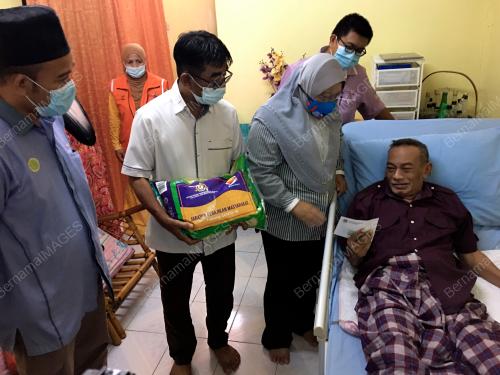 DATUK LATIPAH OMAR