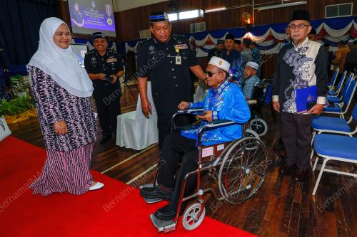 DATUK ZAINOL SAMAH